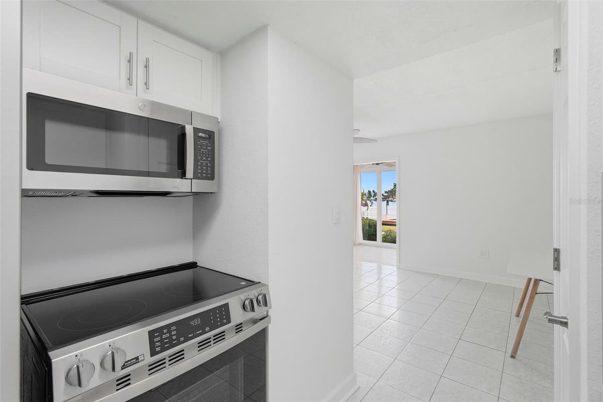 8921 BLIND PASS ROAD — photo 8 of 37