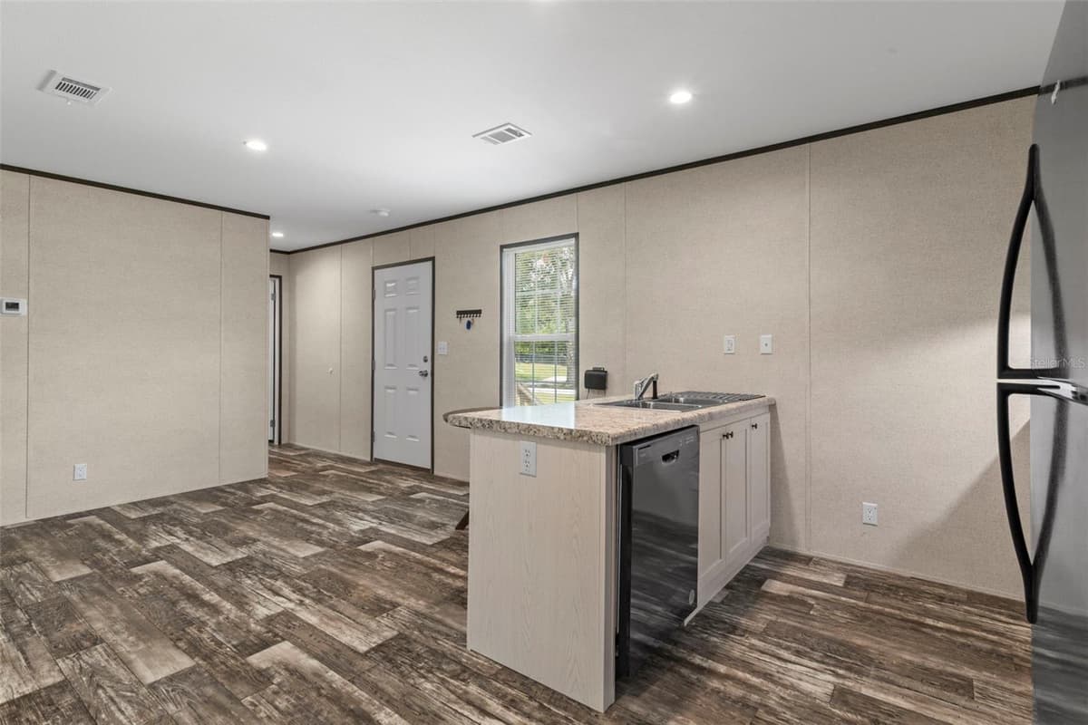 4363 CR 690 — photo 13 of 37