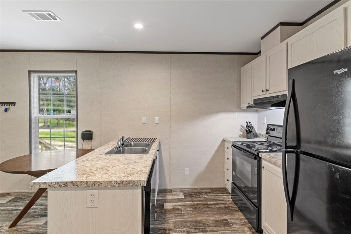 4363 CR 690 — photo 12 of 37