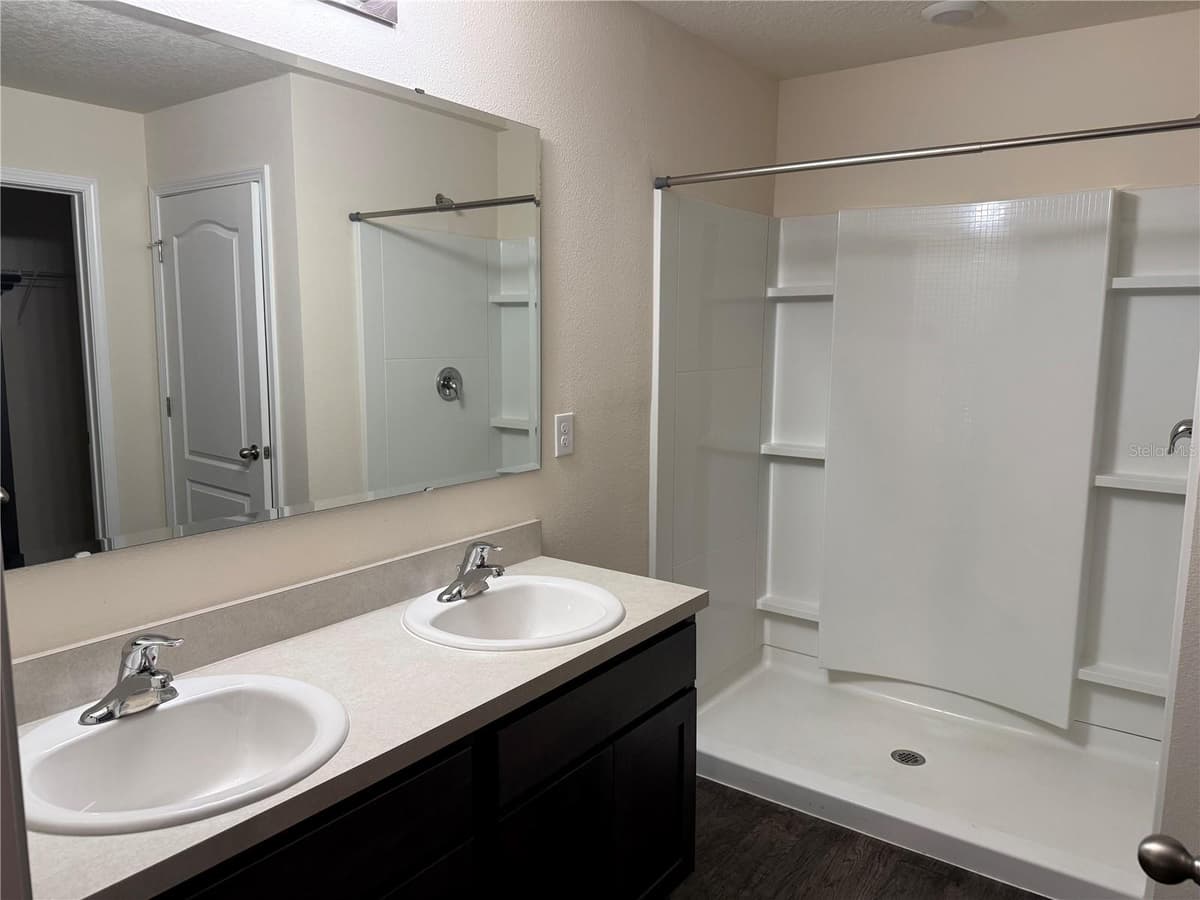 754 GRAND RESERVE DRIVE — photo 14 of 17