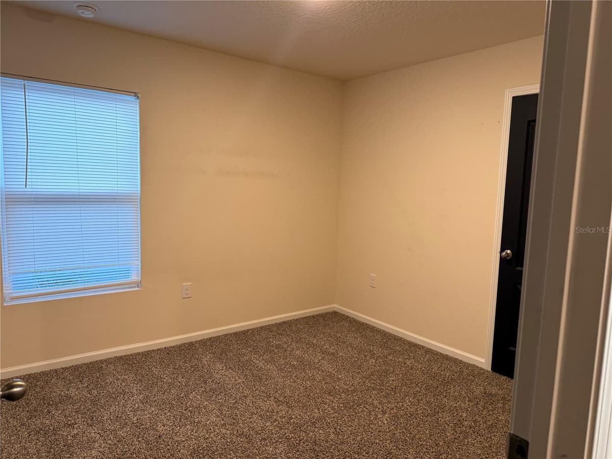 754 GRAND RESERVE DRIVE — photo 9 of 17