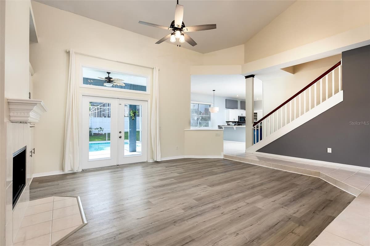 1153 OAK TREE CIRCLE — photo 12 of 51