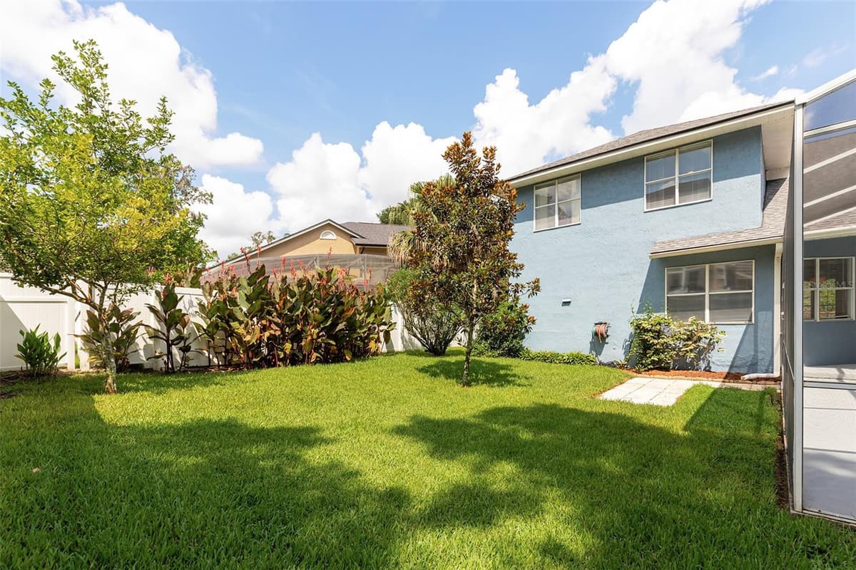 1153 OAK TREE CIRCLE — photo 44 of 51