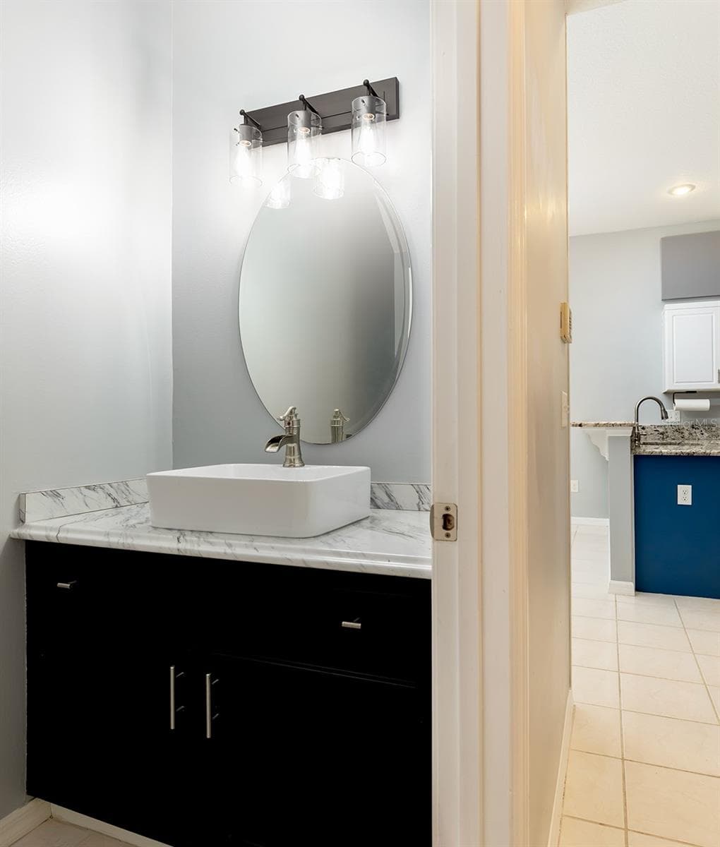 1153 OAK TREE CIRCLE — photo 19 of 51