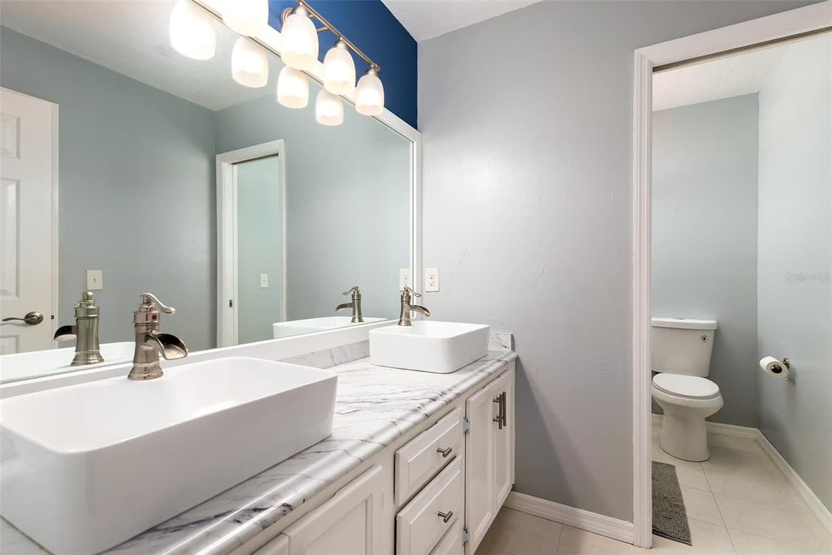 1153 OAK TREE CIRCLE — photo 33 of 51