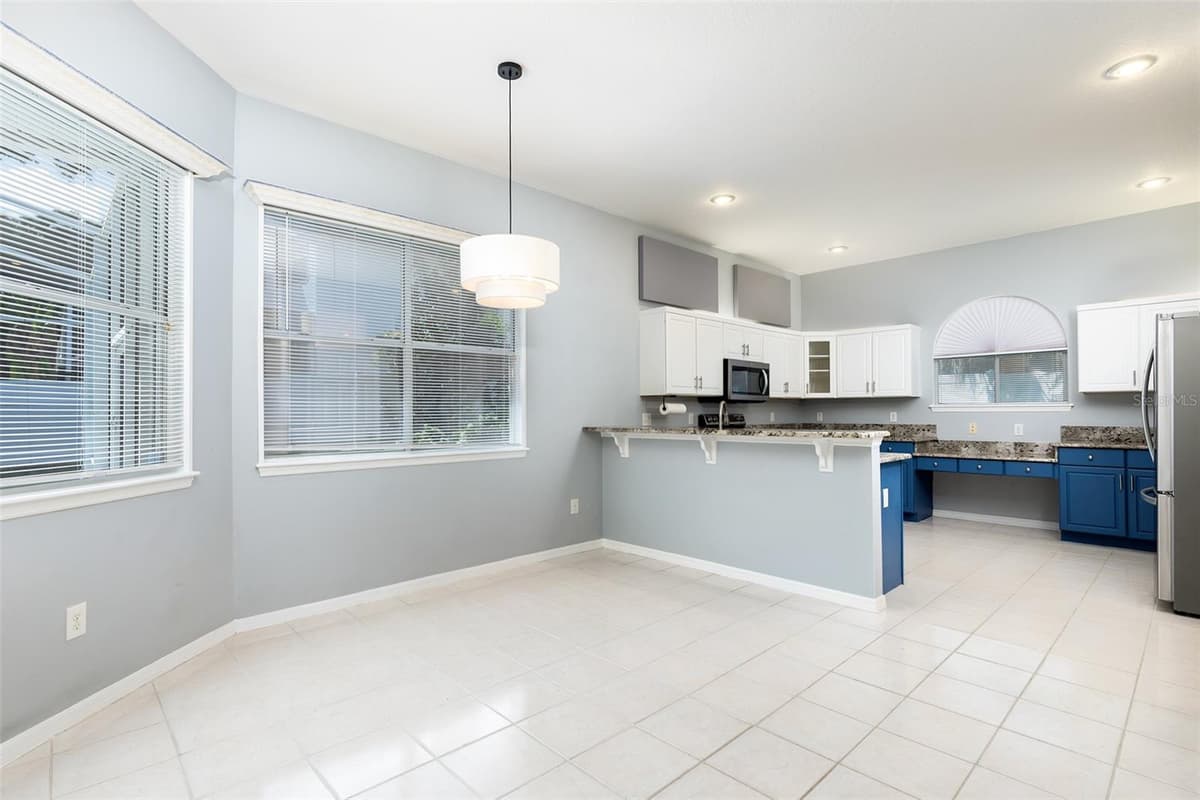 1153 OAK TREE CIRCLE — photo 16 of 51