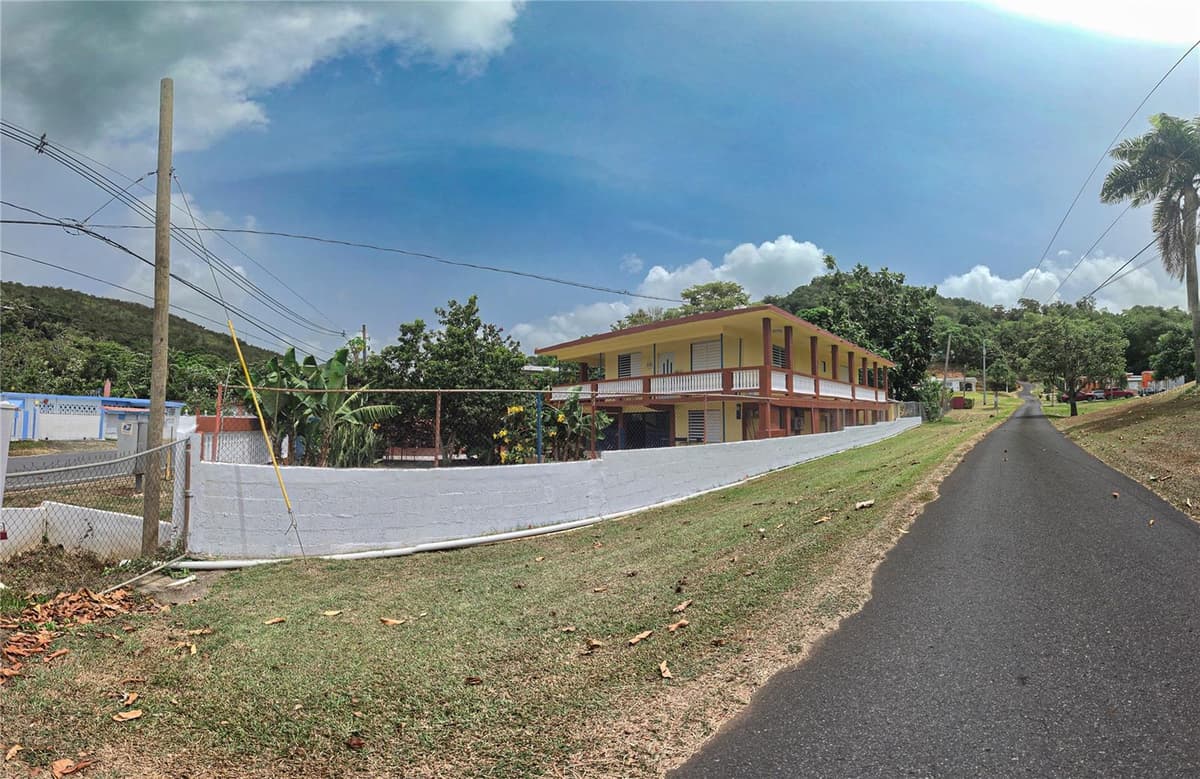 carr. 985 km 3.0 BO. FLORENCIO — photo 44 of 64