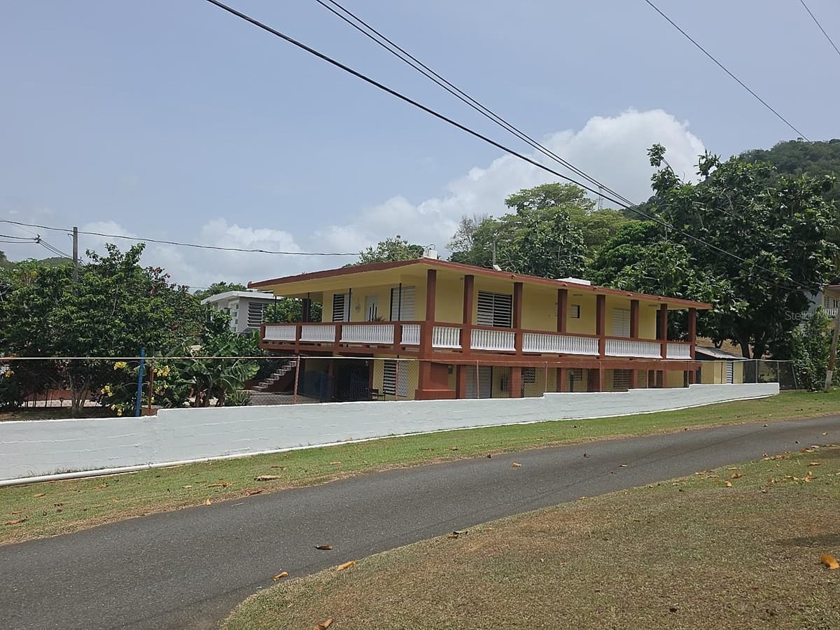 carr. 985 km 3.0 BO. FLORENCIO — photo 54 of 64