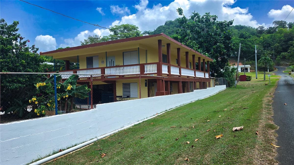 carr. 985 km 3.0 BO. FLORENCIO — photo 4 of 64