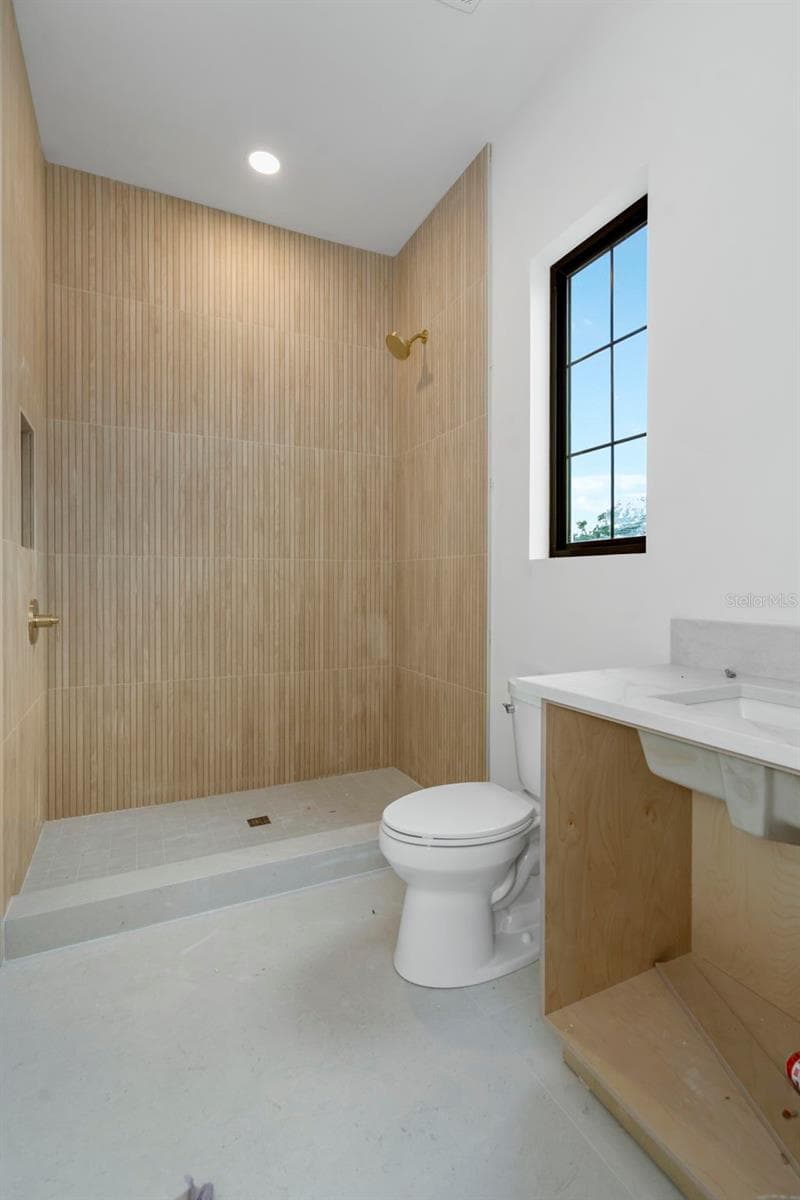 2911 CHAPIN AVENUE — photo 39 of 52