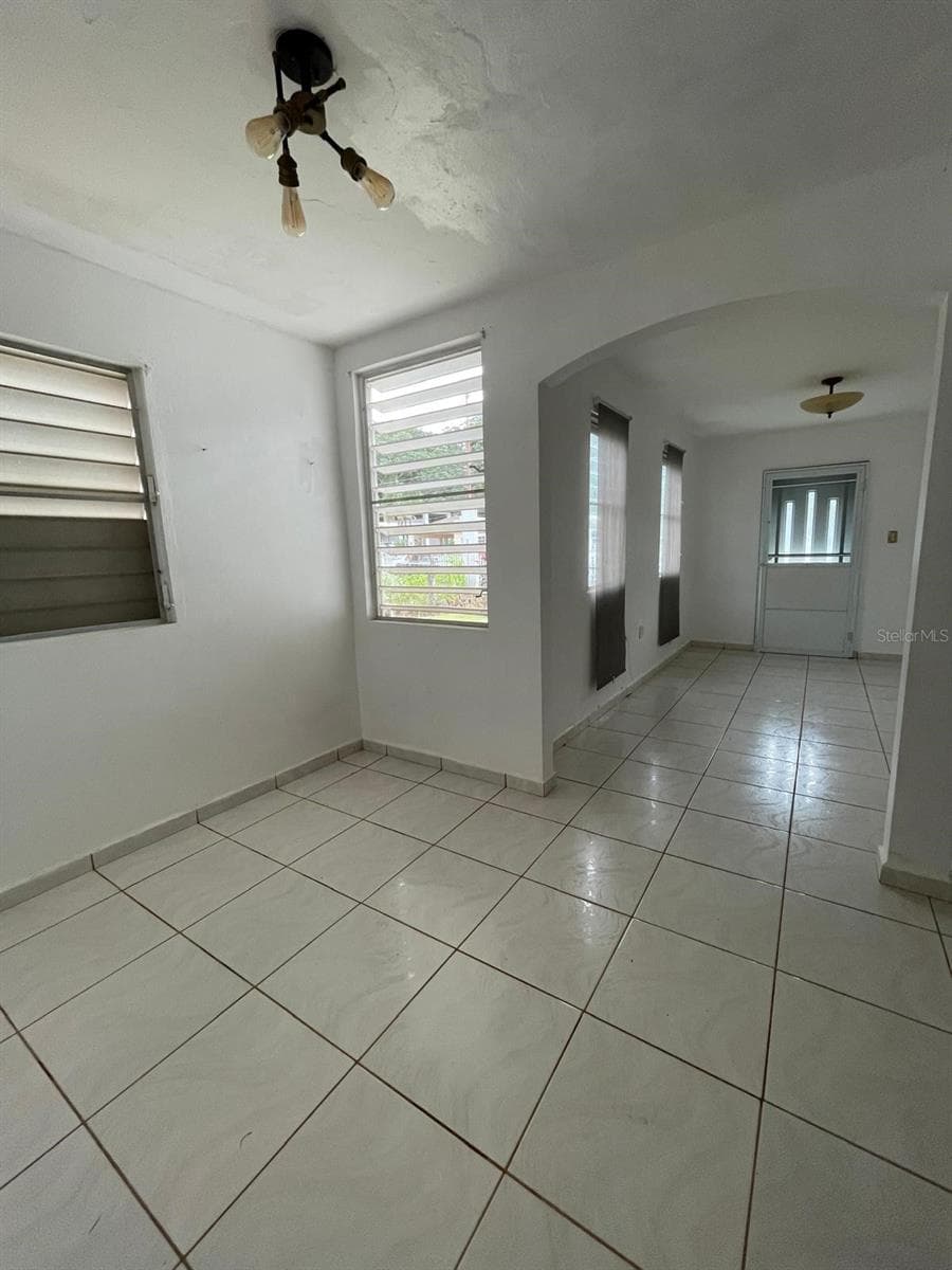 51 CALLE PARQUE — photo 2 of 16