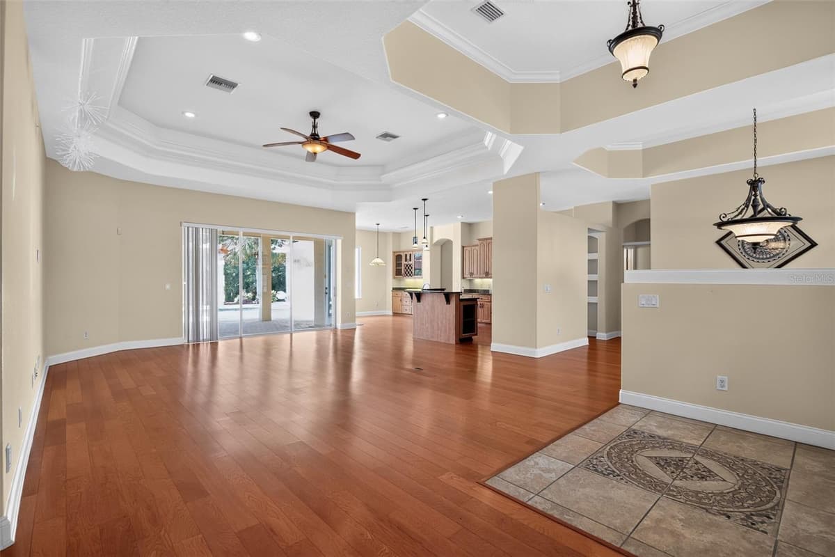 4348 BONANZA DRIVE — photo 17 of 40