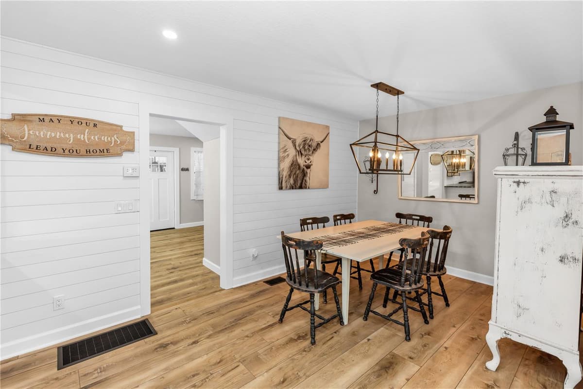 162 PARK STREET — photo 12 of 48
