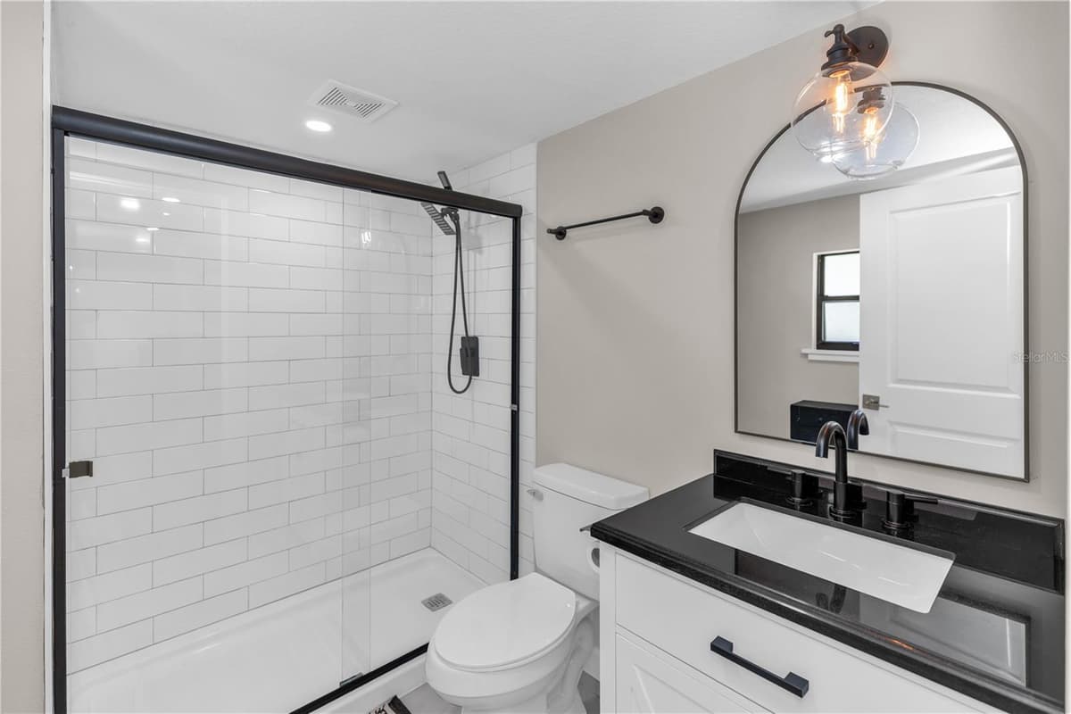 162 PARK STREET — photo 16 of 48