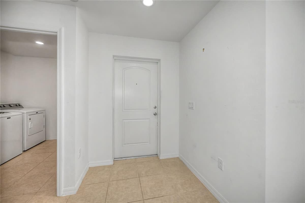 2555 ATWATER DRIVE — photo 14 of 64