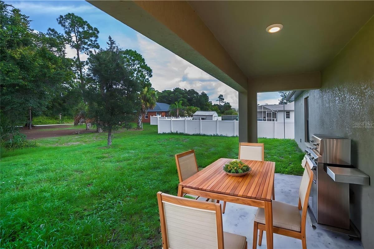 2555 ATWATER DRIVE — photo 11 of 64