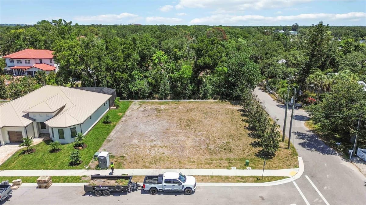 3820 PARROT BAY COURT — photo 3 of 12