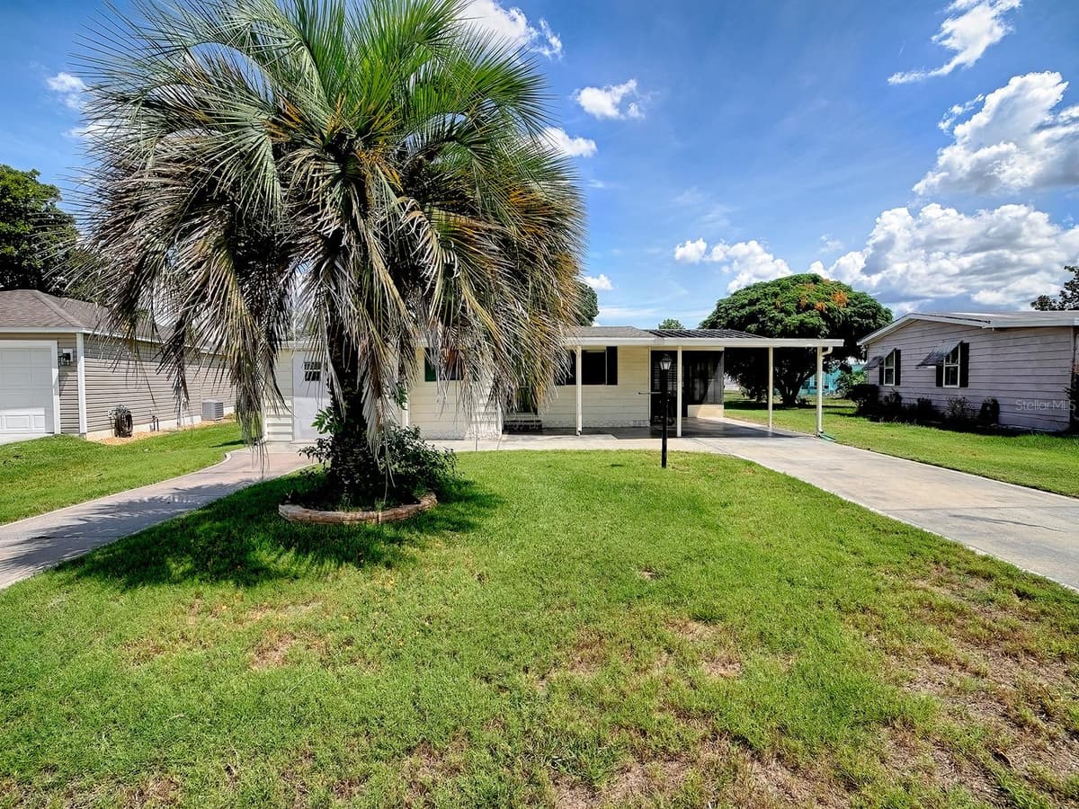 721 SHARON DRIVE — photo 1 of 32