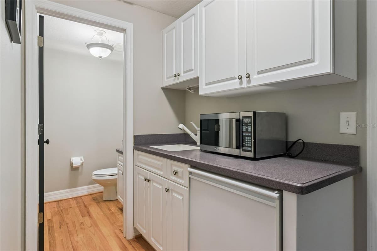 5002 MUIR WAY — photo 35 of 72