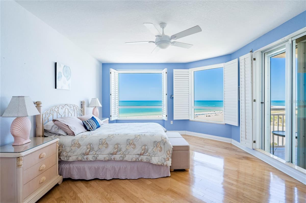 1180 GULF BOULEVARD — photo 25 of 46