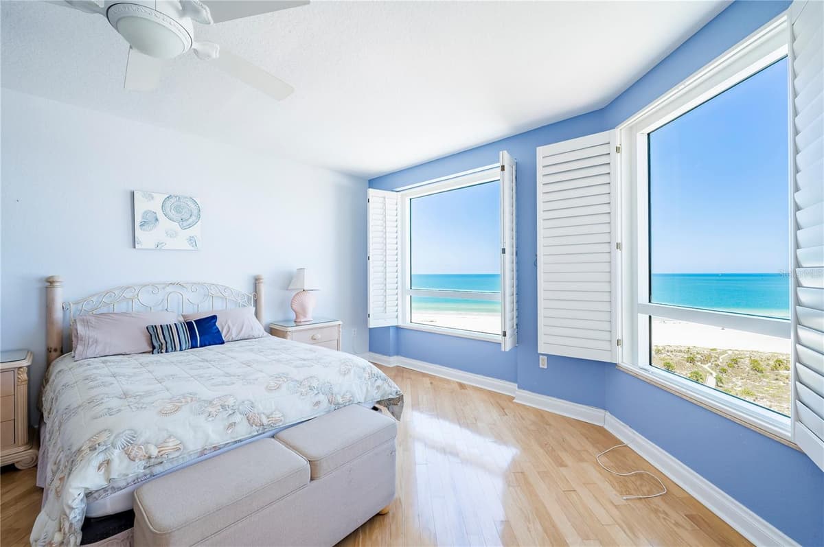 1180 GULF BOULEVARD — photo 28 of 46