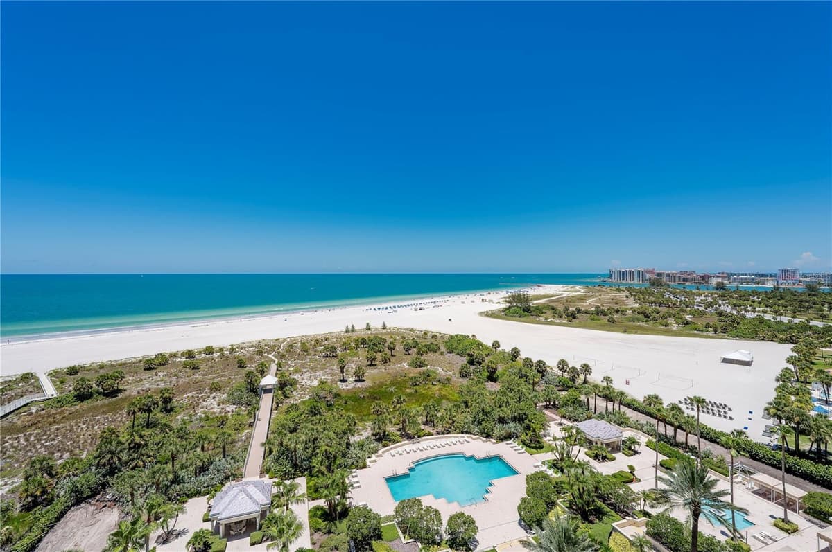 1180 GULF BOULEVARD — photo 41 of 46