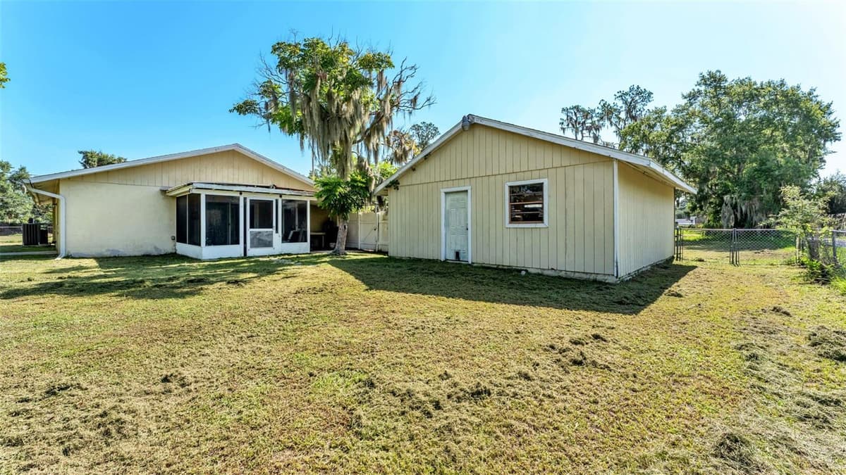 5060 STARLING DRIVE — photo 37 of 40