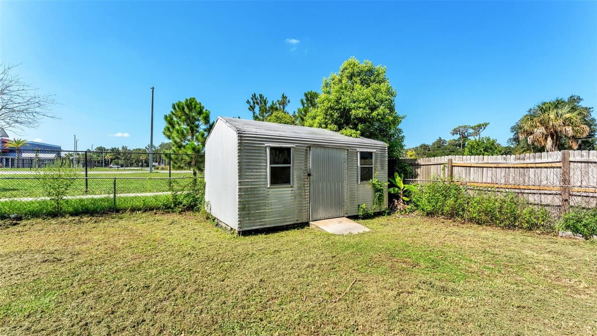 5060 STARLING DRIVE — photo 35 of 40