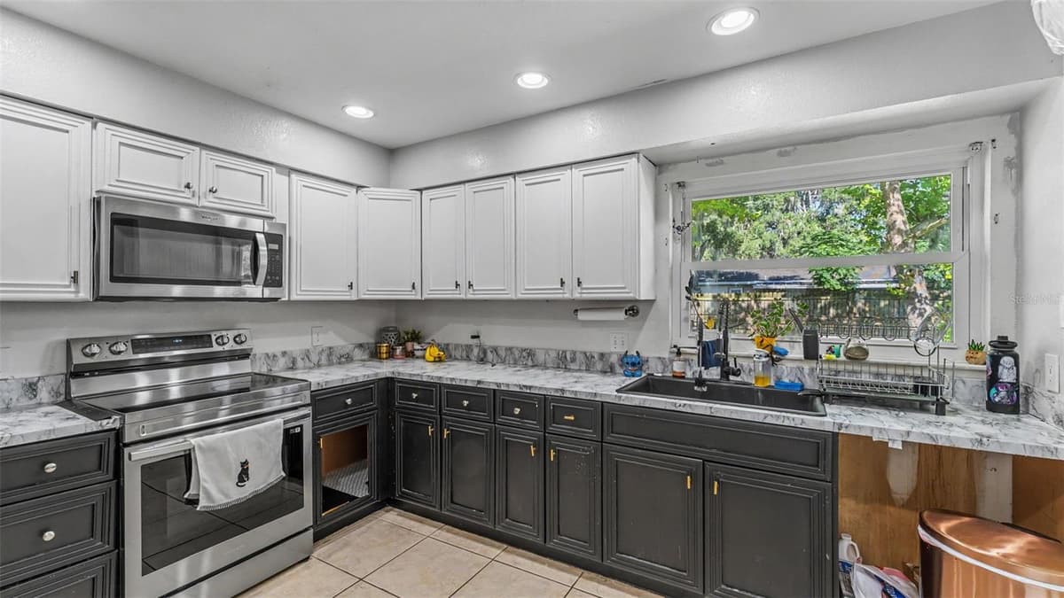 5060 STARLING DRIVE — photo 7 of 40