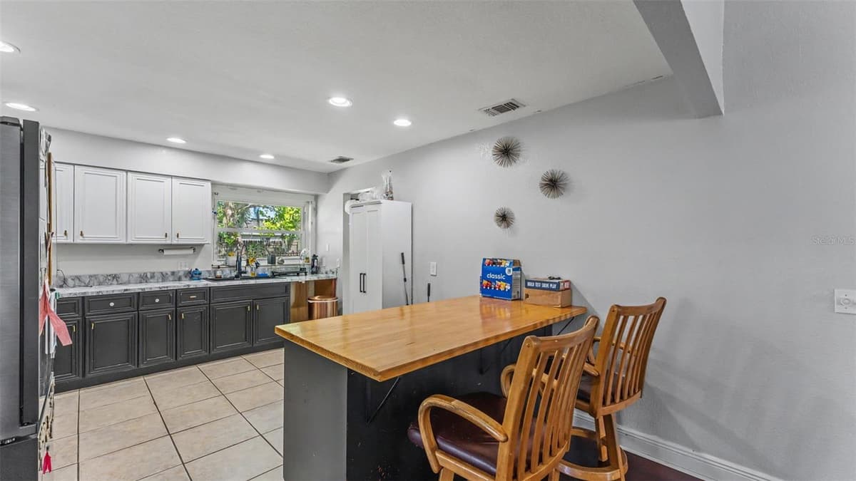 5060 STARLING DRIVE — photo 5 of 40