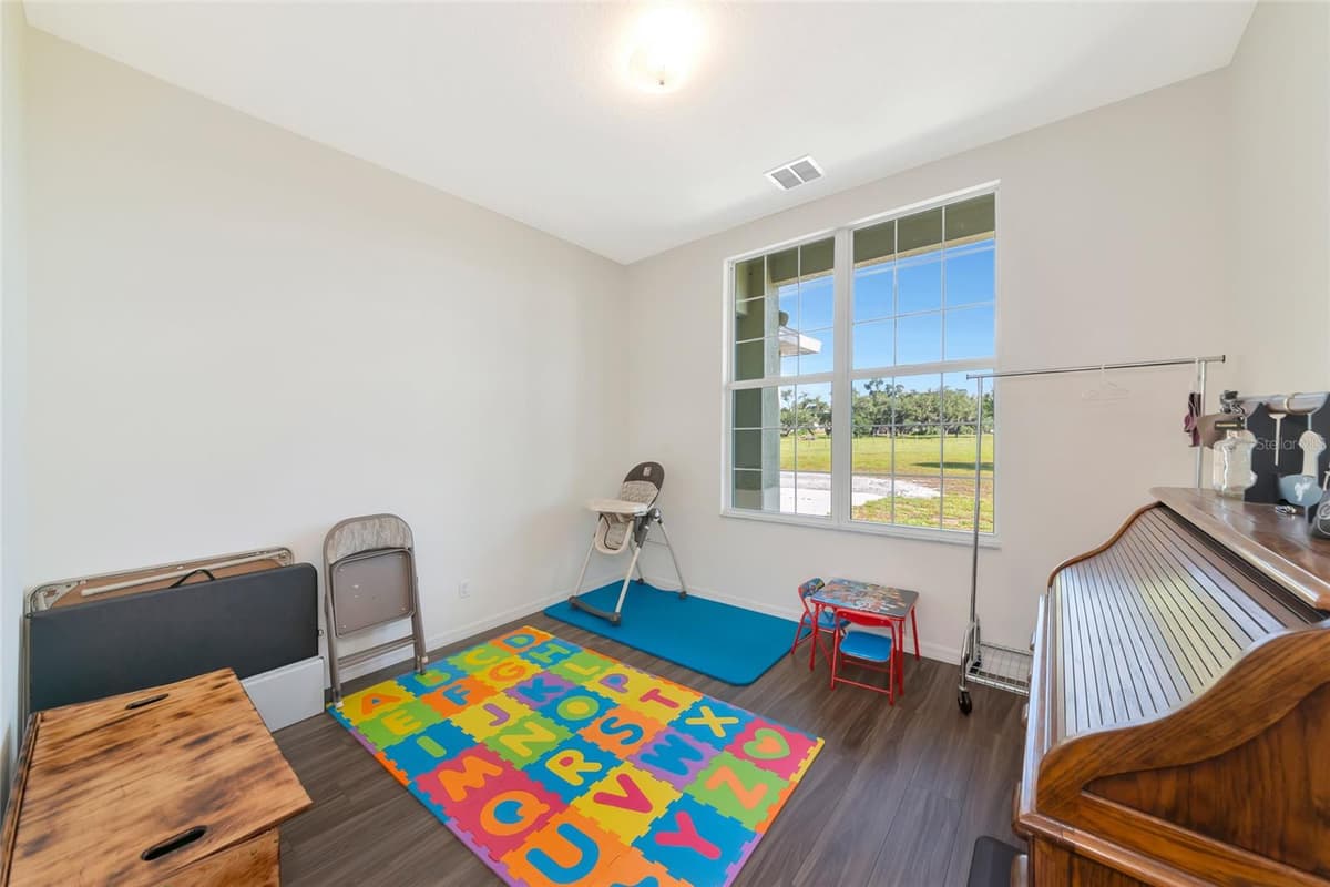 30620 BETTS ROAD — photo 33 of 60