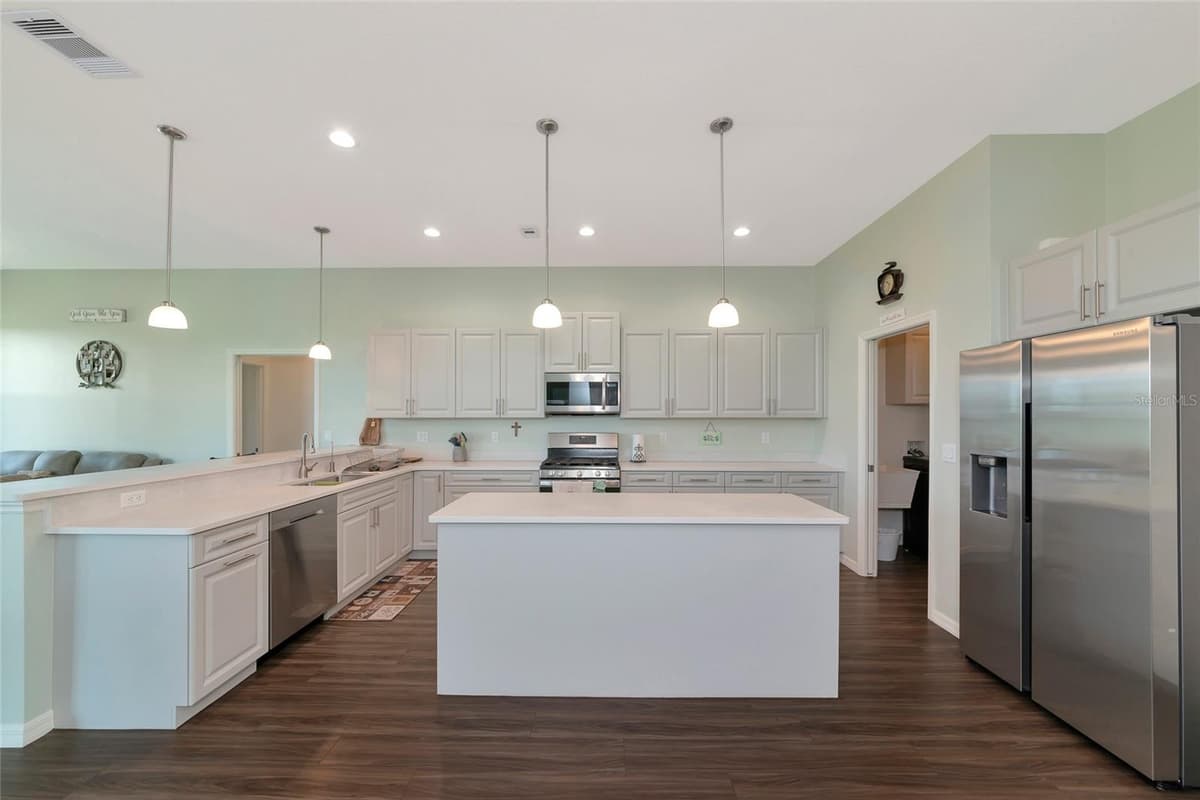 30620 BETTS ROAD — photo 8 of 60