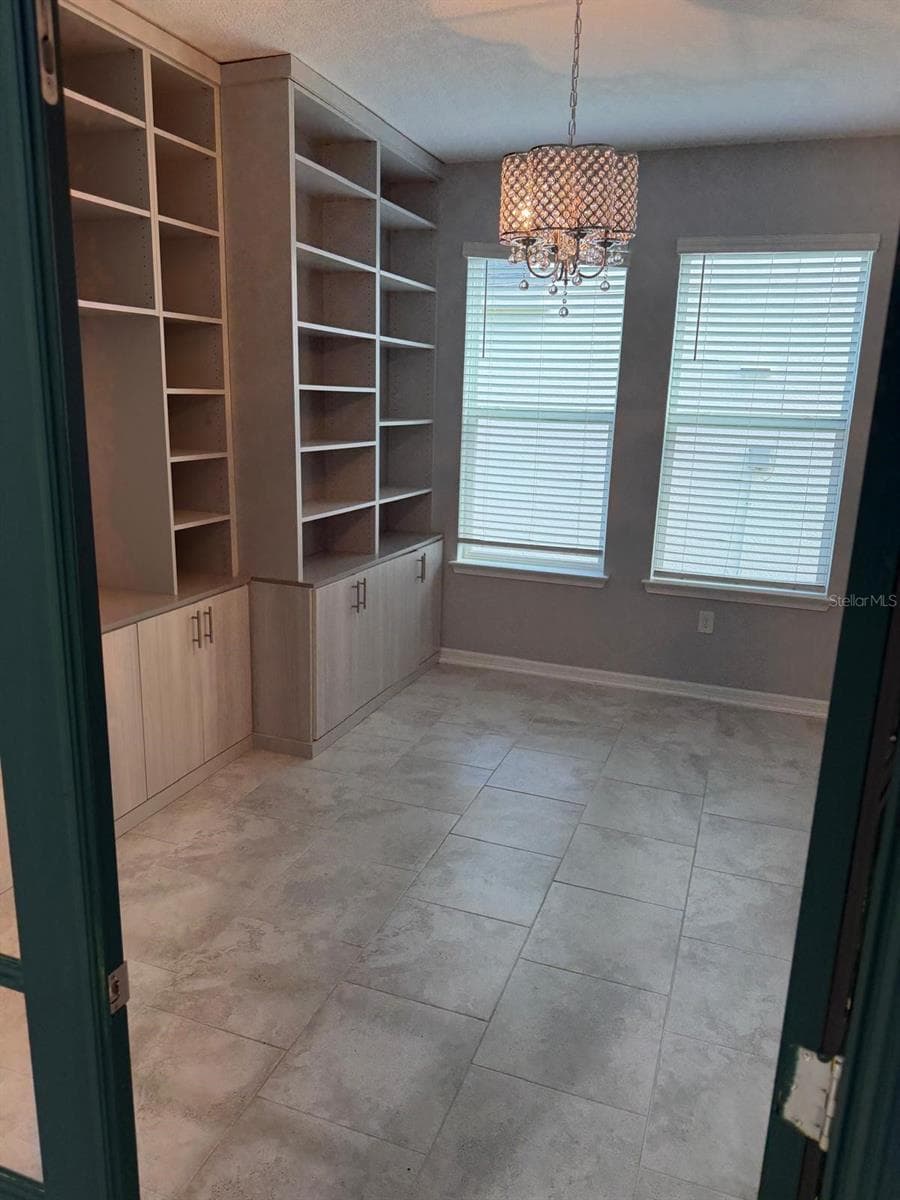 920 BOXELDER AVENUE — photo 11 of 22