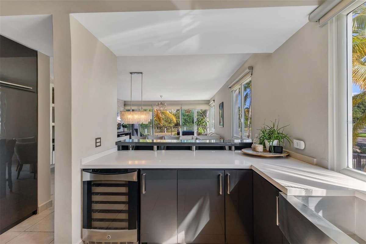 6690 CALLE TURQUOISE — photo 10 of 31
