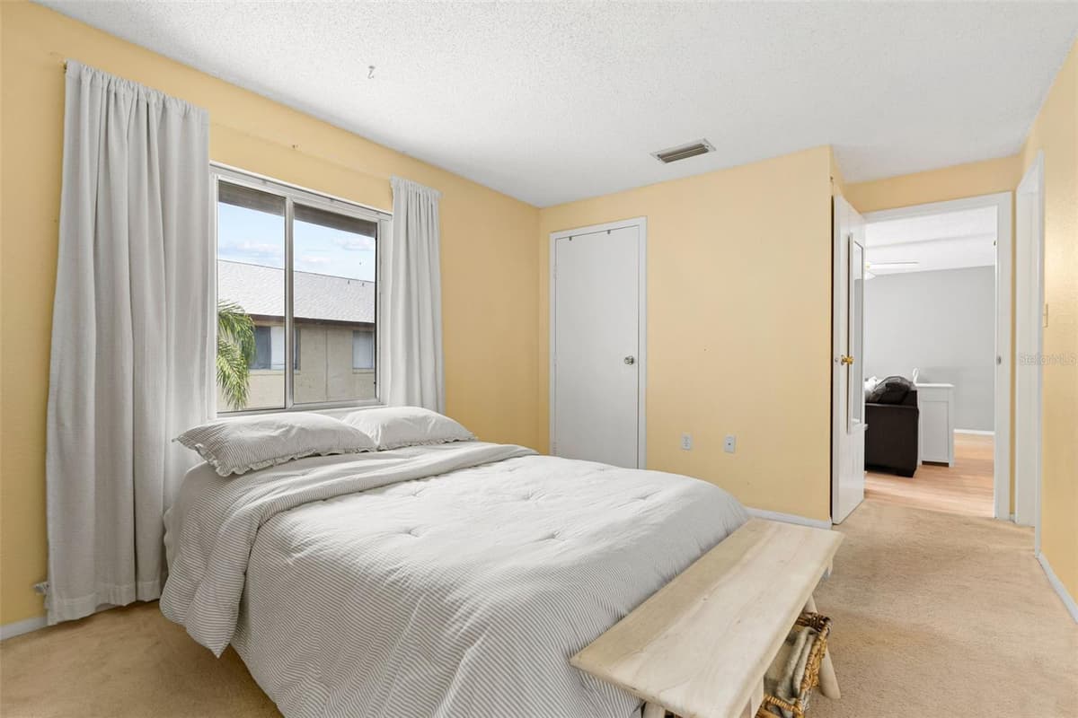 4215 BAY DRIVE — photo 4 of 23