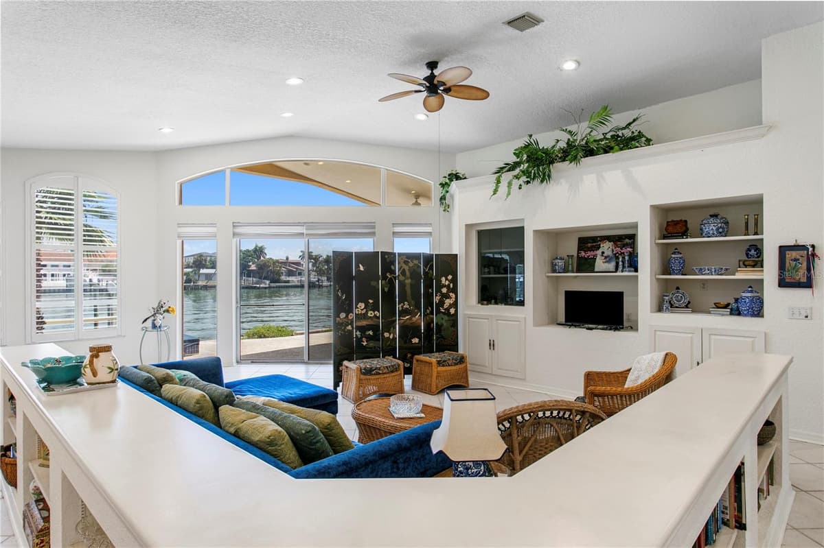 115 ALETA DRIVE — photo 12 of 55