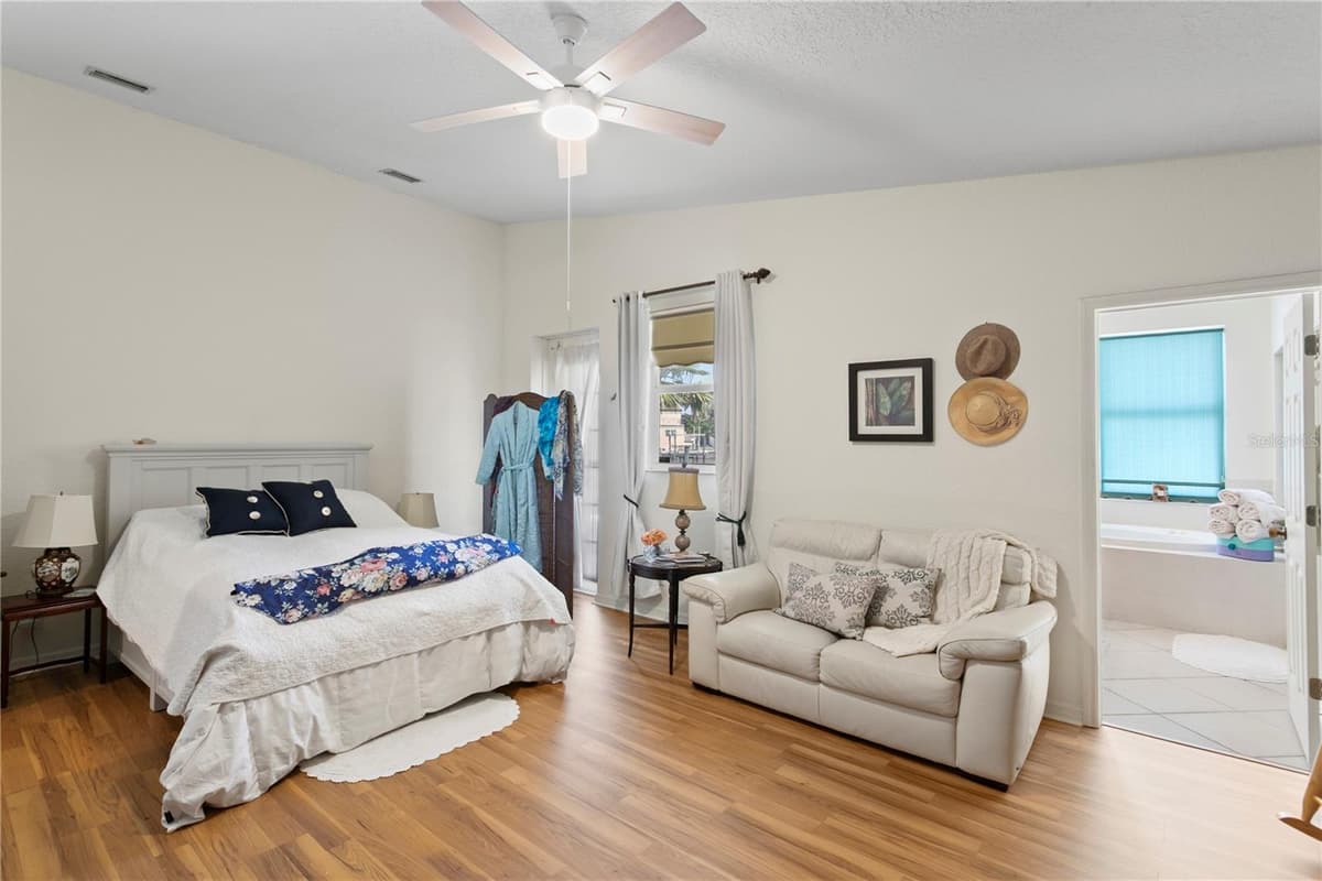 115 ALETA DRIVE — photo 22 of 55