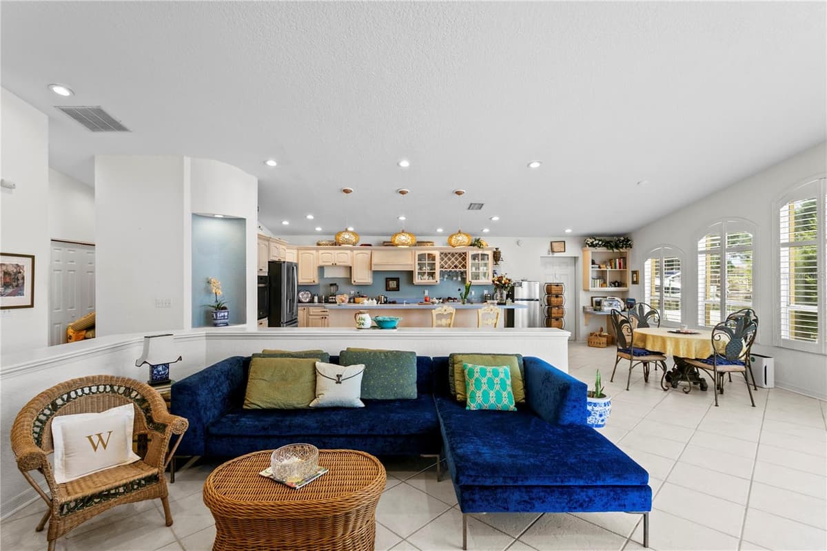 115 ALETA DRIVE — photo 15 of 55