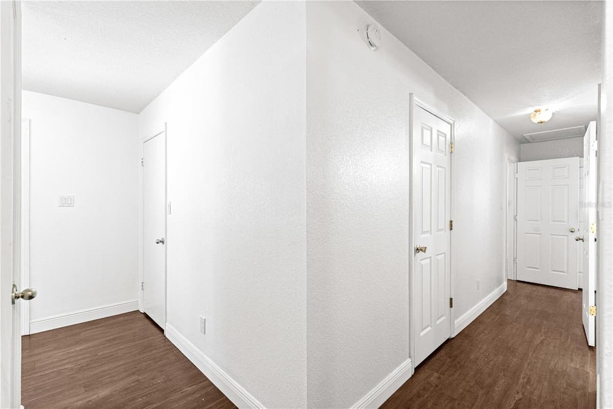 11547 123 ST — photo 37 of 62