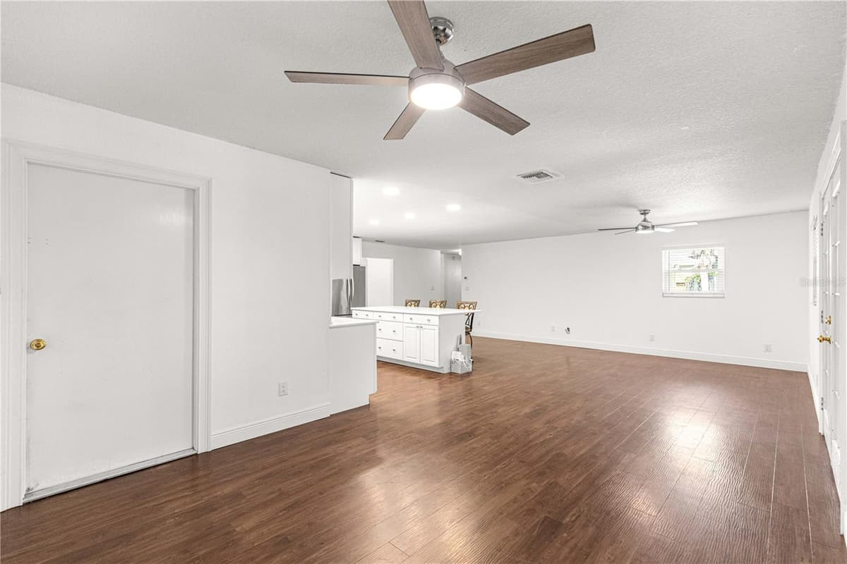 11547 123 ST — photo 35 of 62