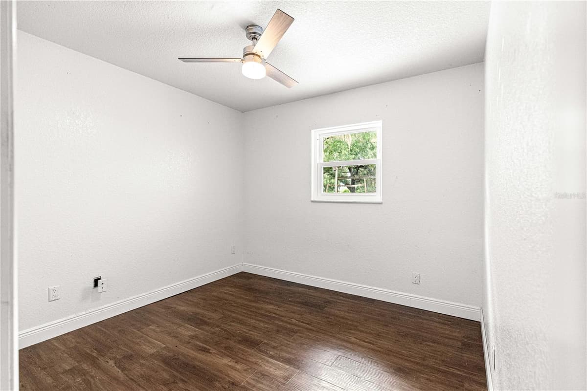 11547 123 ST — photo 36 of 62