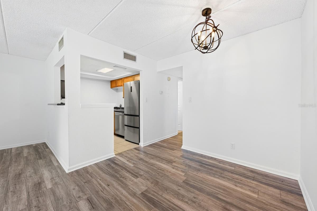 283 LEWFIELD CIRCLE — photo 5 of 23