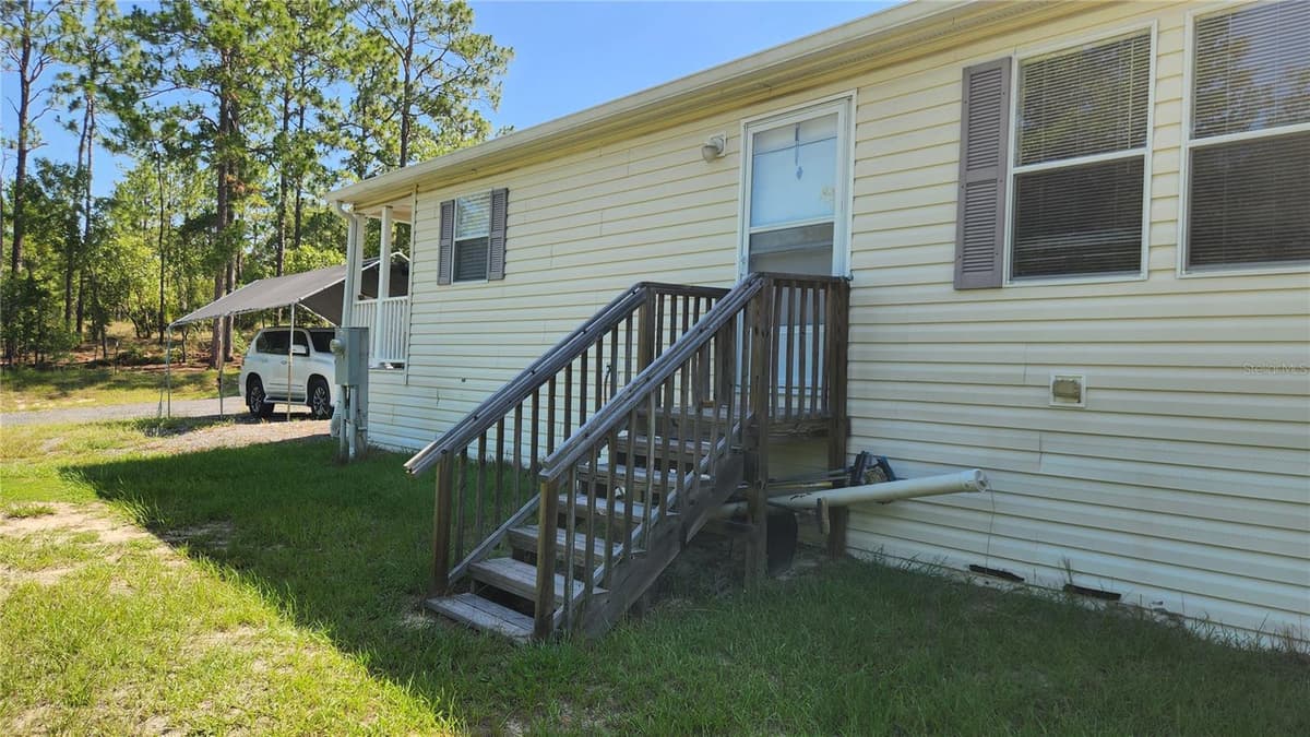 2251 146TH CIRCLE — photo 3 of 30