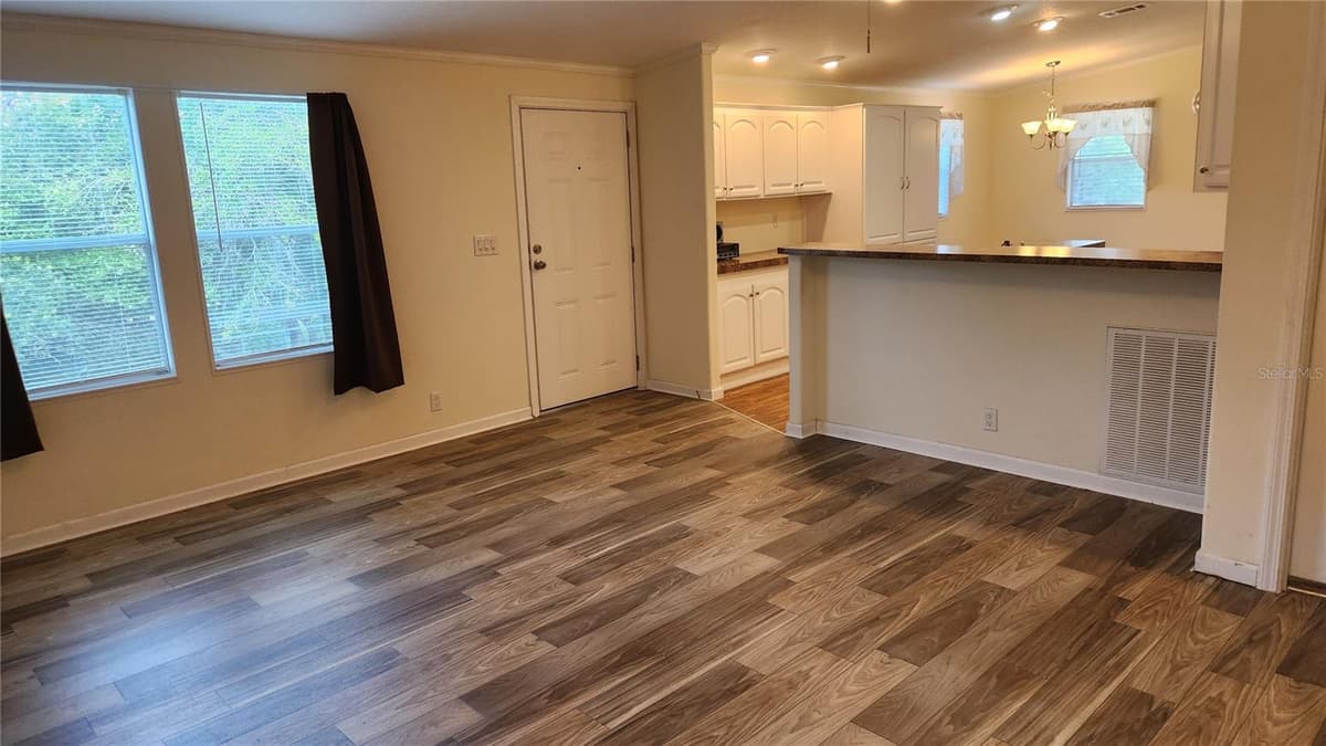 2251 146TH CIRCLE — photo 11 of 30