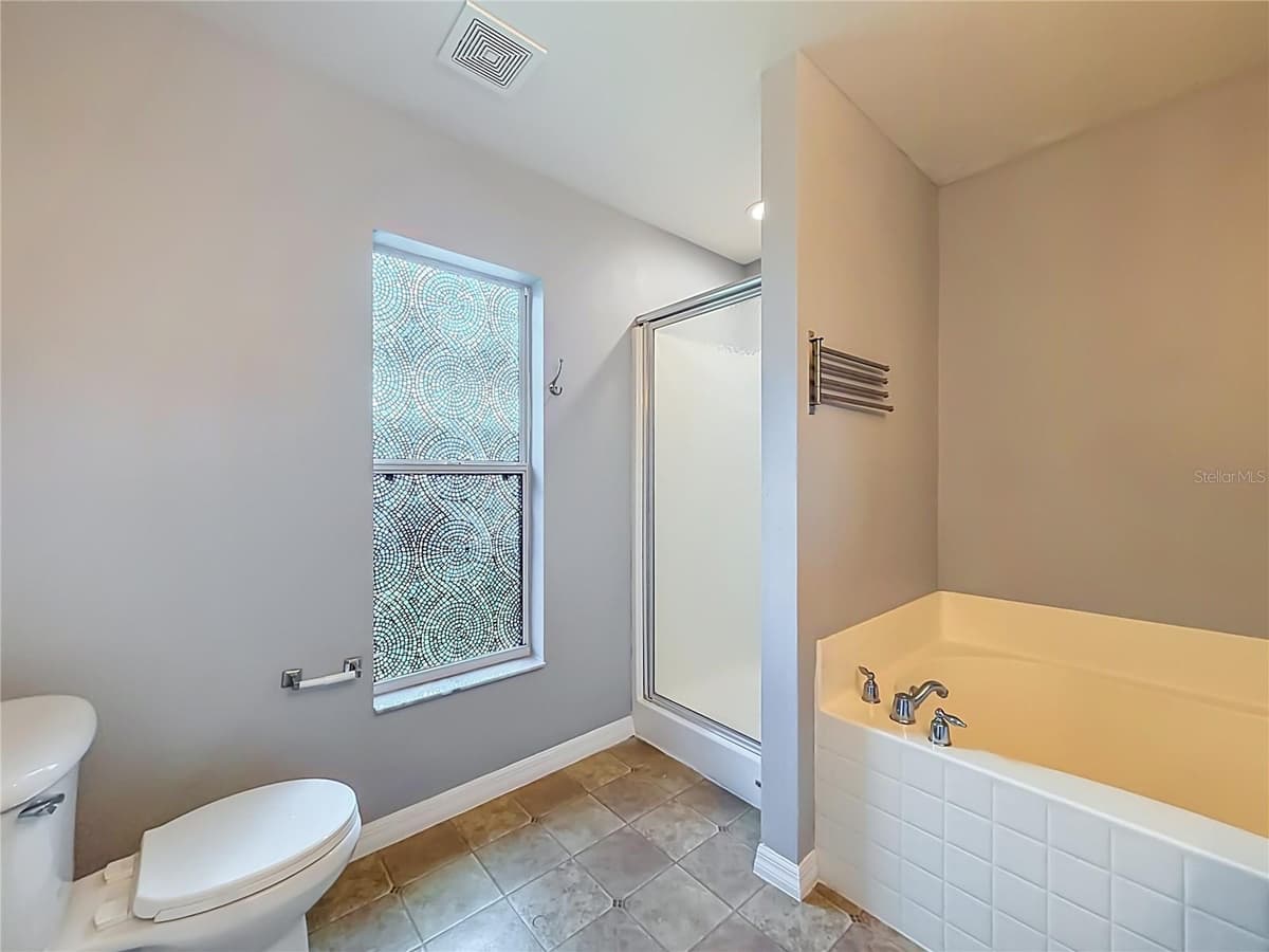 3288 WALLACE AVENUE — photo 15 of 36