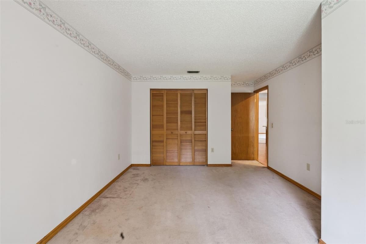 4160 WOOD DRIVE — photo 22 of 49
