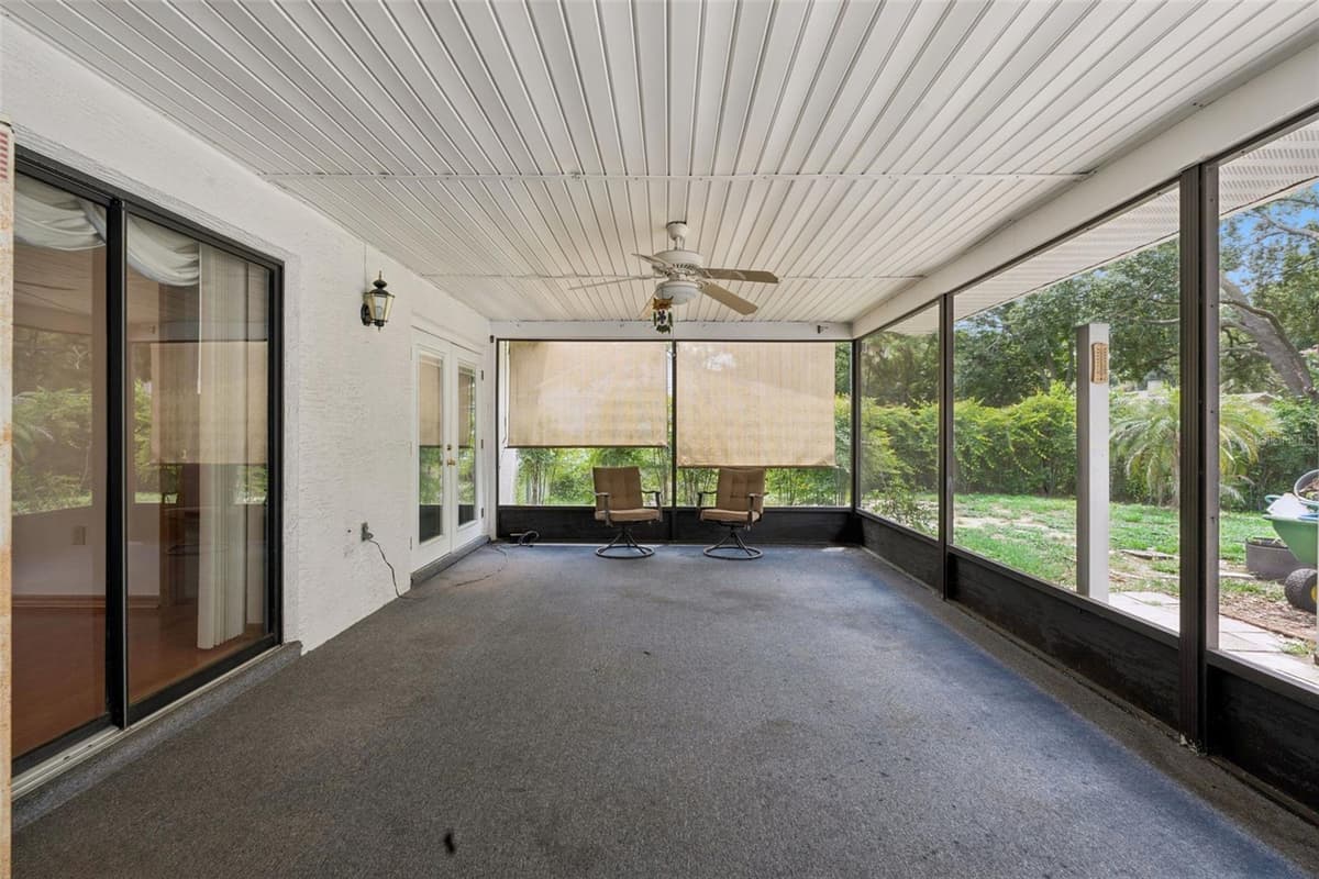 4160 WOOD DRIVE — photo 27 of 49