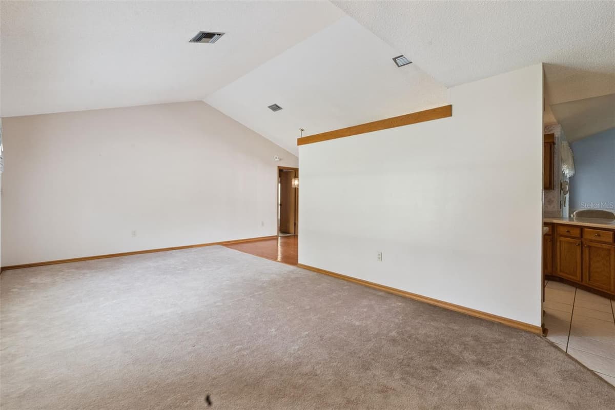 4160 WOOD DRIVE — photo 7 of 49