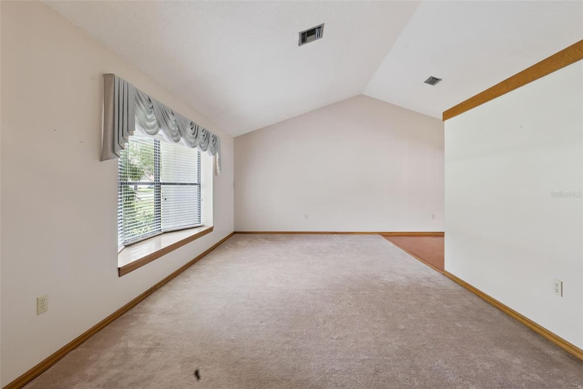4160 WOOD DRIVE — photo 6 of 49