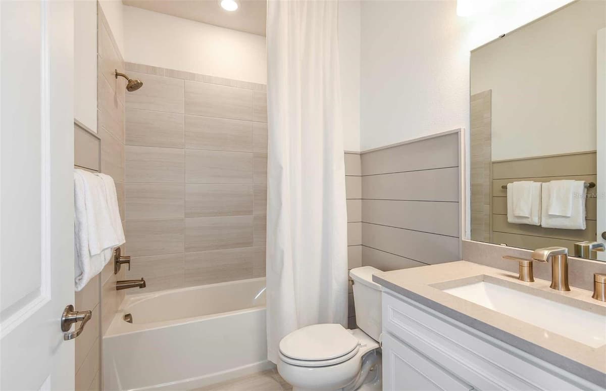 14745 SUNSET CREST LANE — photo 14 of 29